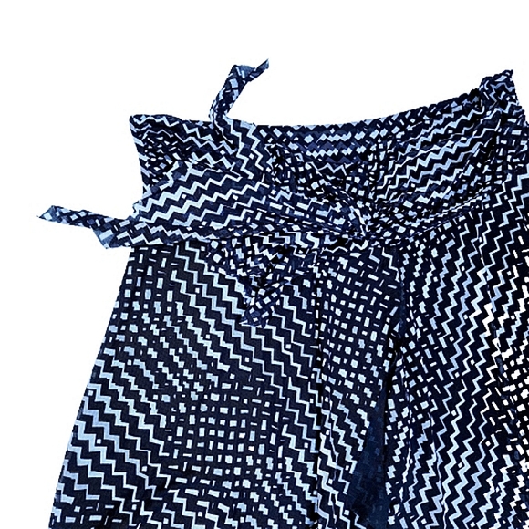 Black White Assymetrical Weird Girl Grunge Whimsigoth High-Low Profile Skirt ♥ - Picture 3 of 6